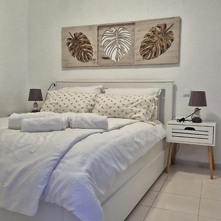 Cozy Bungalow In Urb La Marina With Shared Pool San Fulgencio エクステリア 写真