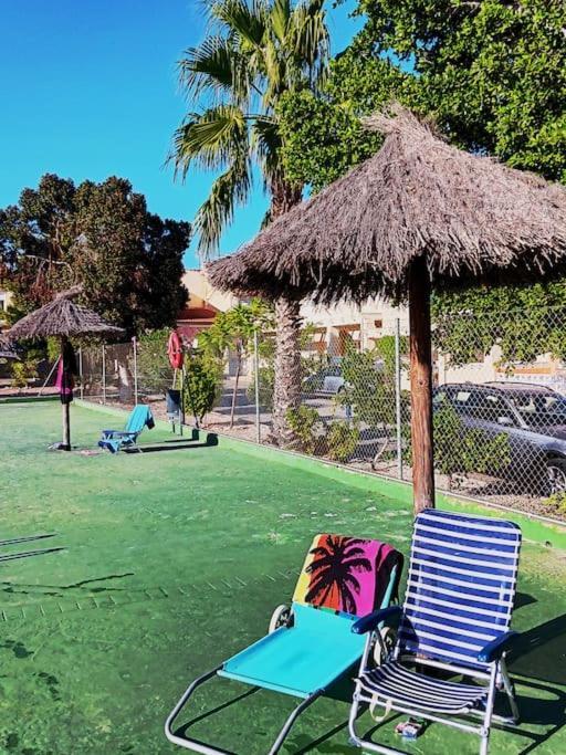Cozy Bungalow In Urb La Marina With Shared Pool San Fulgencio エクステリア 写真