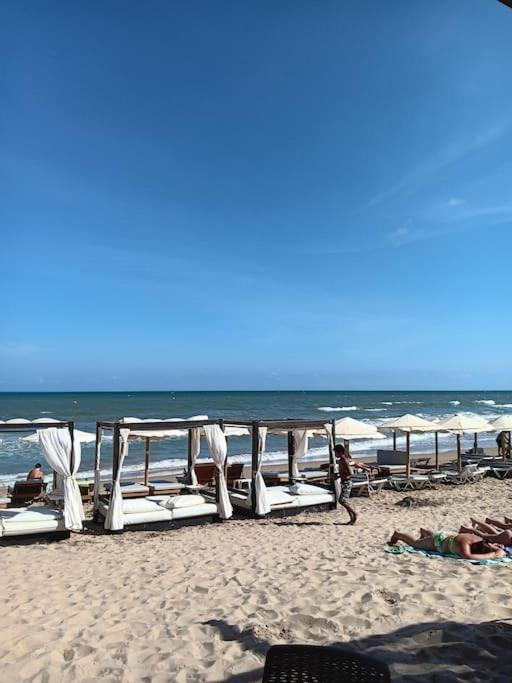 Cozy Bungalow In Urb La Marina With Shared Pool San Fulgencio エクステリア 写真